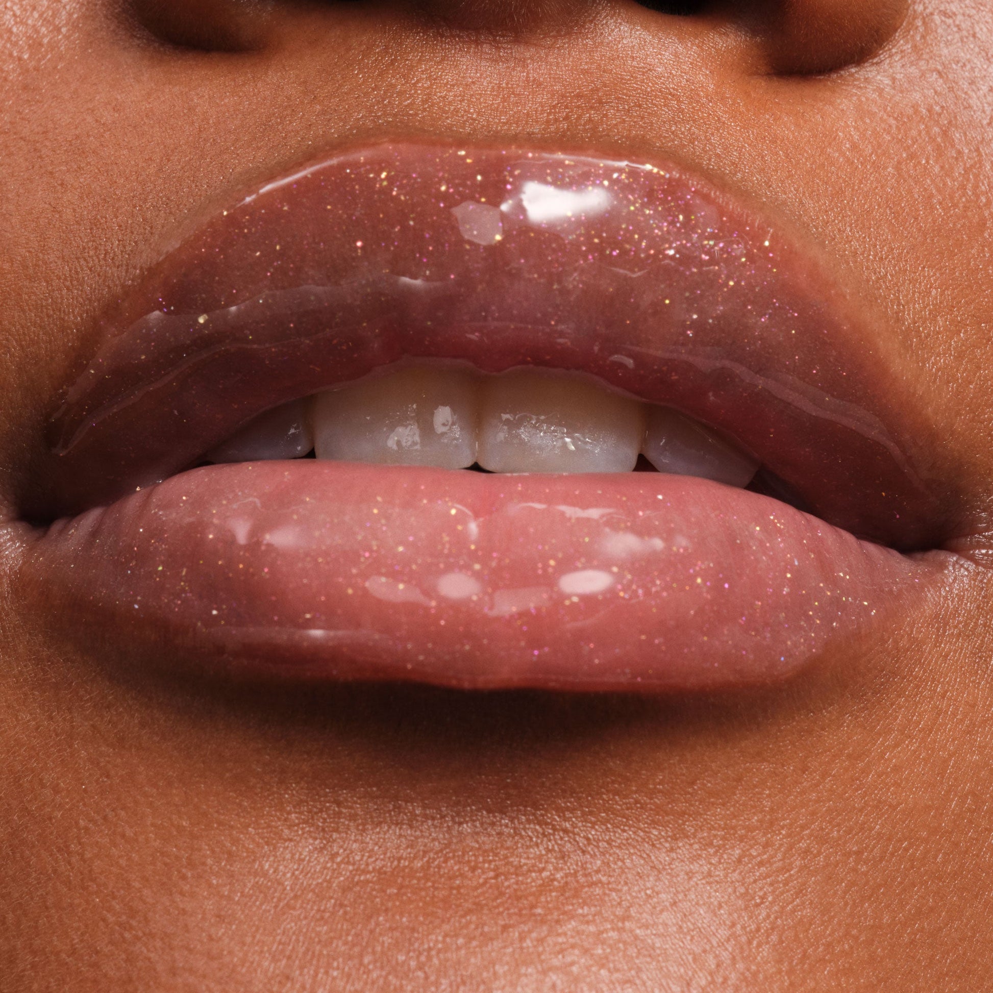 phyto-glow-lip-balm-shimmer-stardust-w3 NATR-10131-Phyto-Glow-Lip-Hover-Stardust.jpg