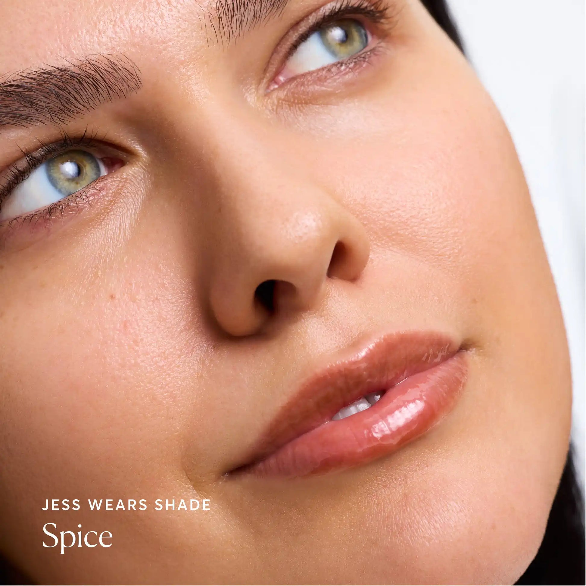phyto-glow-lip-balm-spice-p6 NATR-60113-Alt-Images-Phyto-Glow-Lip-Balm-Spice-04.webp