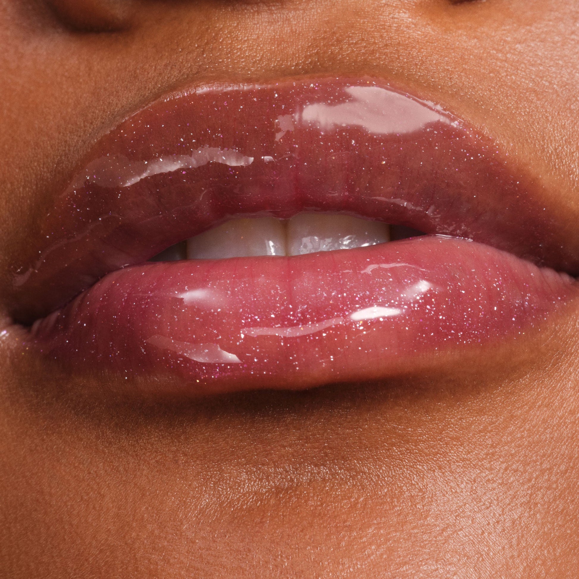 phyto-glow-lip-balm-shimmer-solar-v0 NATR-60145-Phyto-Glow-Lip-Hover-Solar.jpg