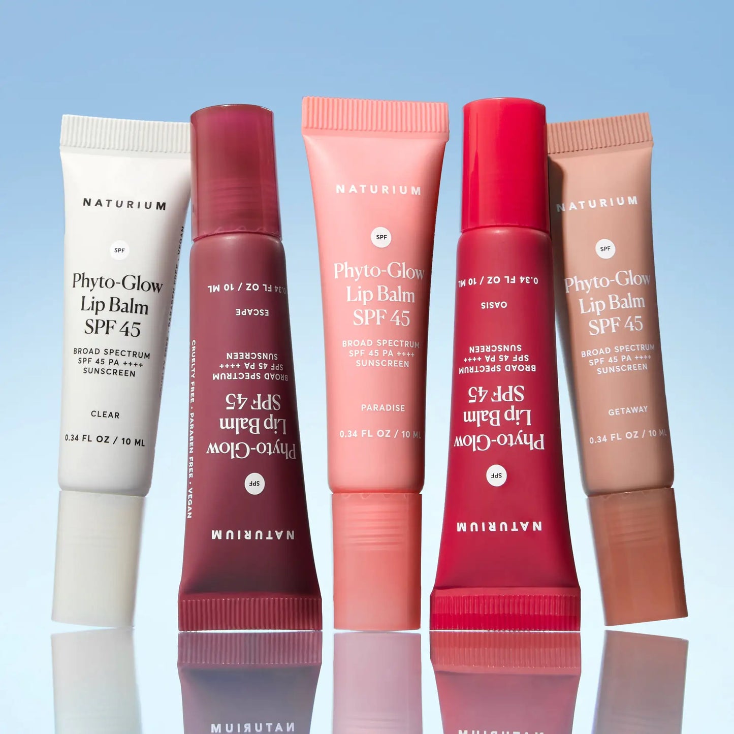 phyto-glow-lip-balm-spf-45-getaway-i7 phytoglowSPF_6428-crop_cde1553e-6f3e-4726-9686-a6dd715ed7c9.webp